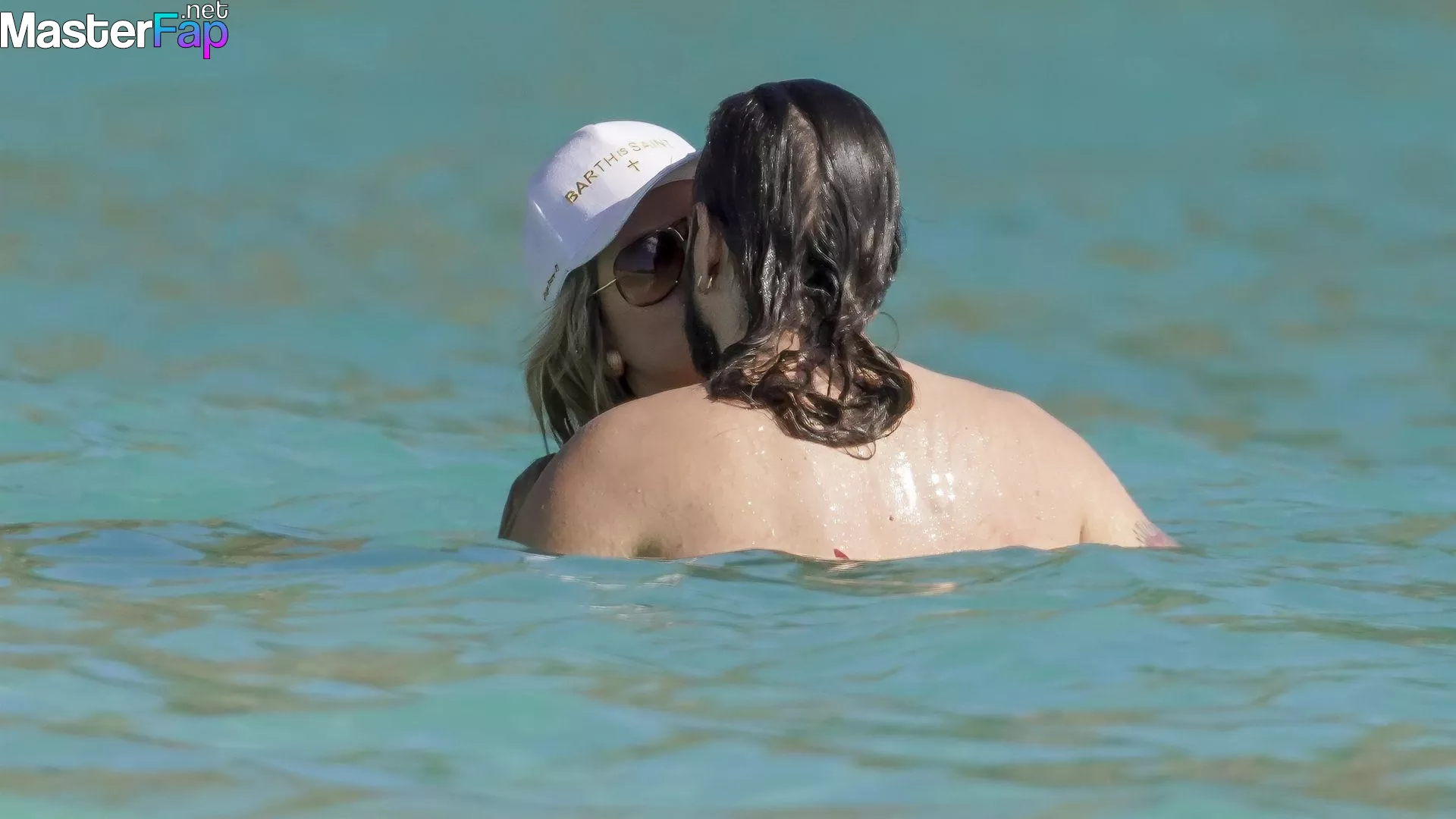 Heidi Klum Free Leaked Pee leaks Picture