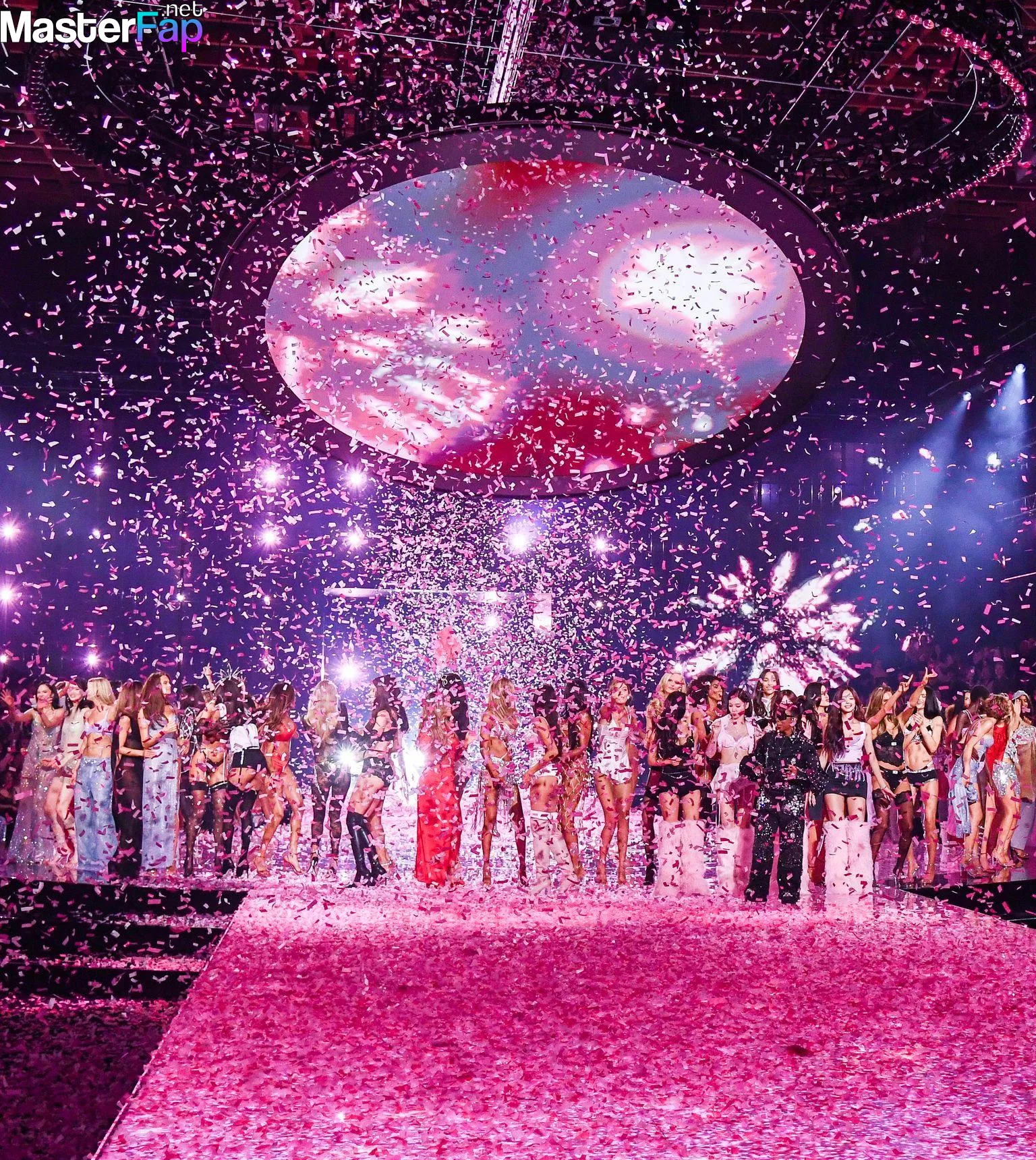 Jasmine Tookes Free Leaked Striptease Picture