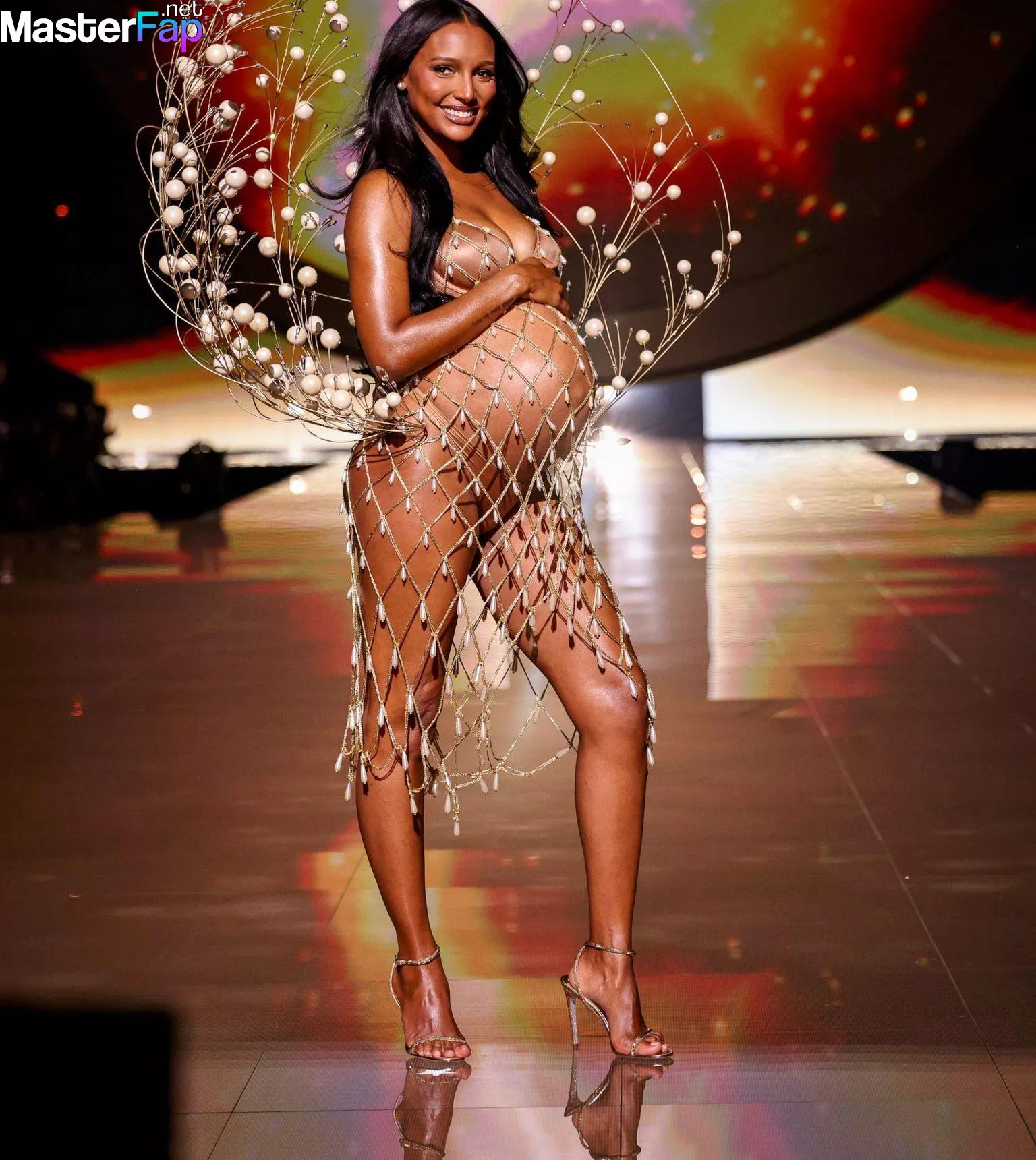 Jasmine Tookes Free Leaked Striptease leaks Picture