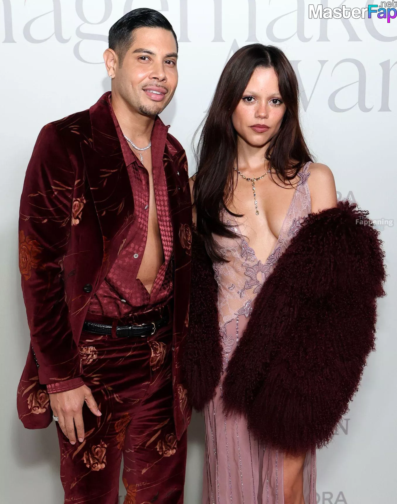 Jenna Ortega Free Leaked Feet leaks Picture