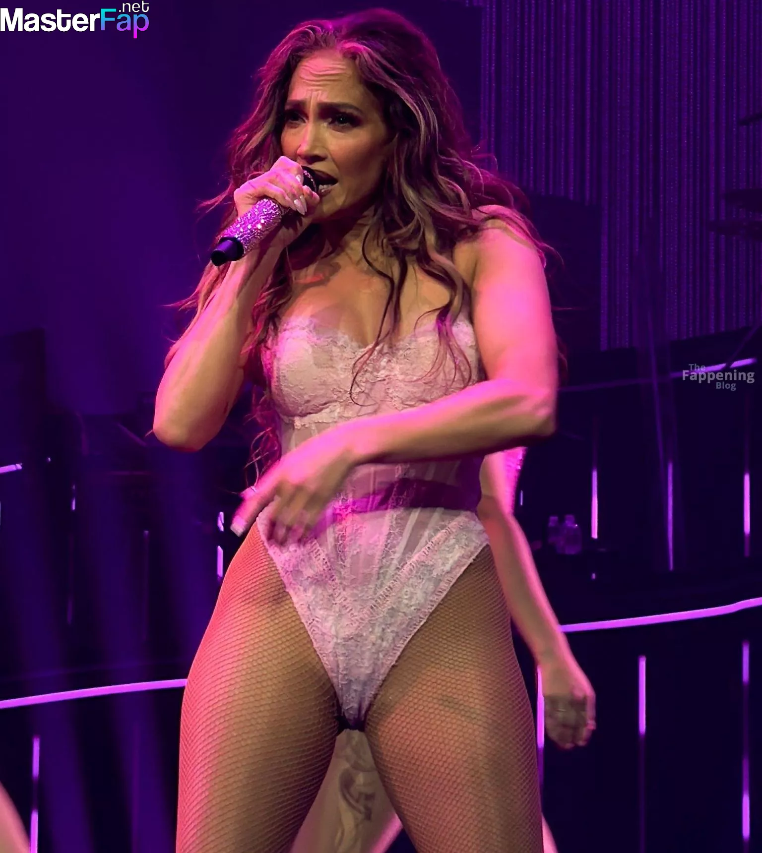 Jennifer Lopez Free Leaked Boobs Picture