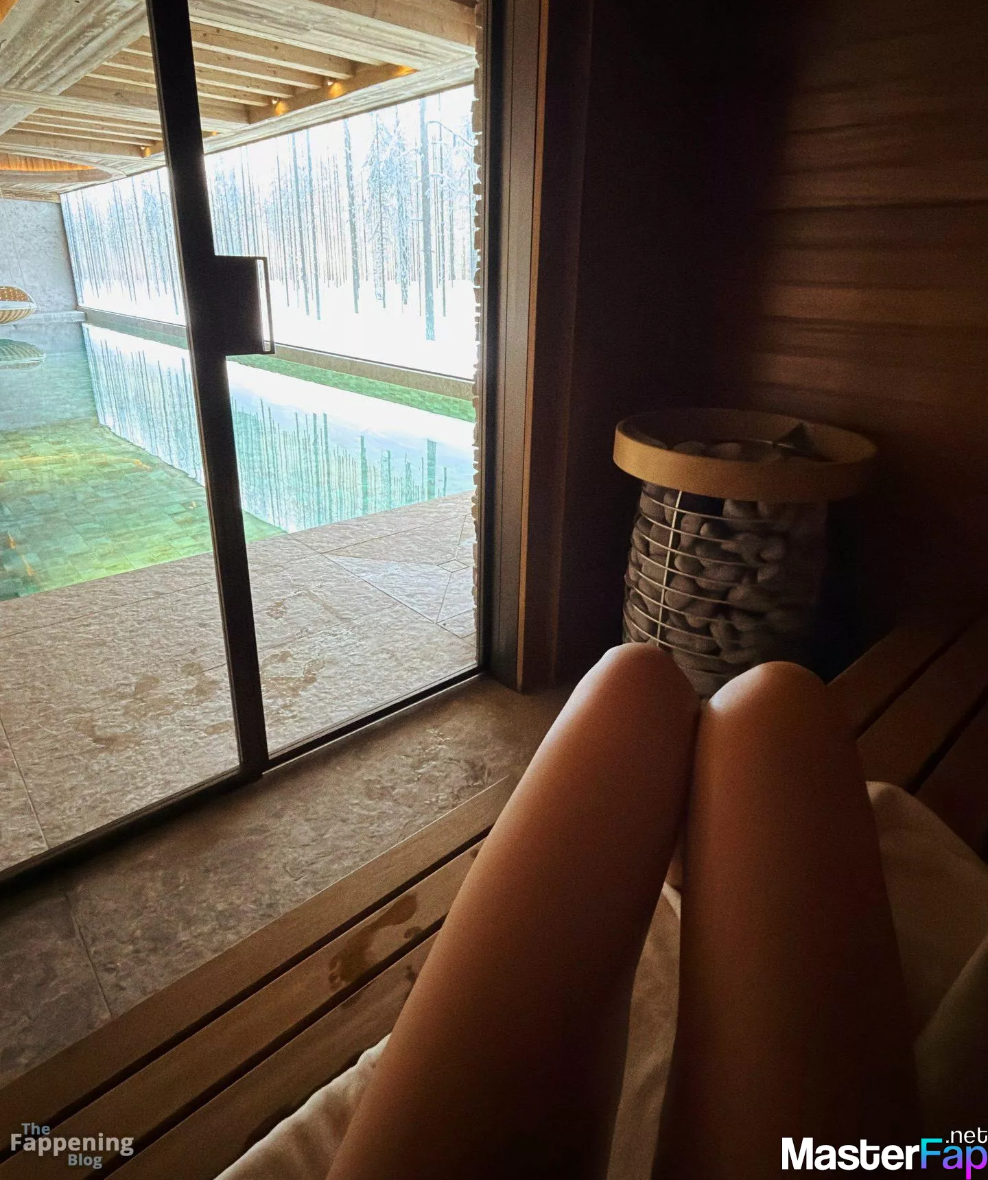 Julia Cavanagh Free Leaked Strapon Picture