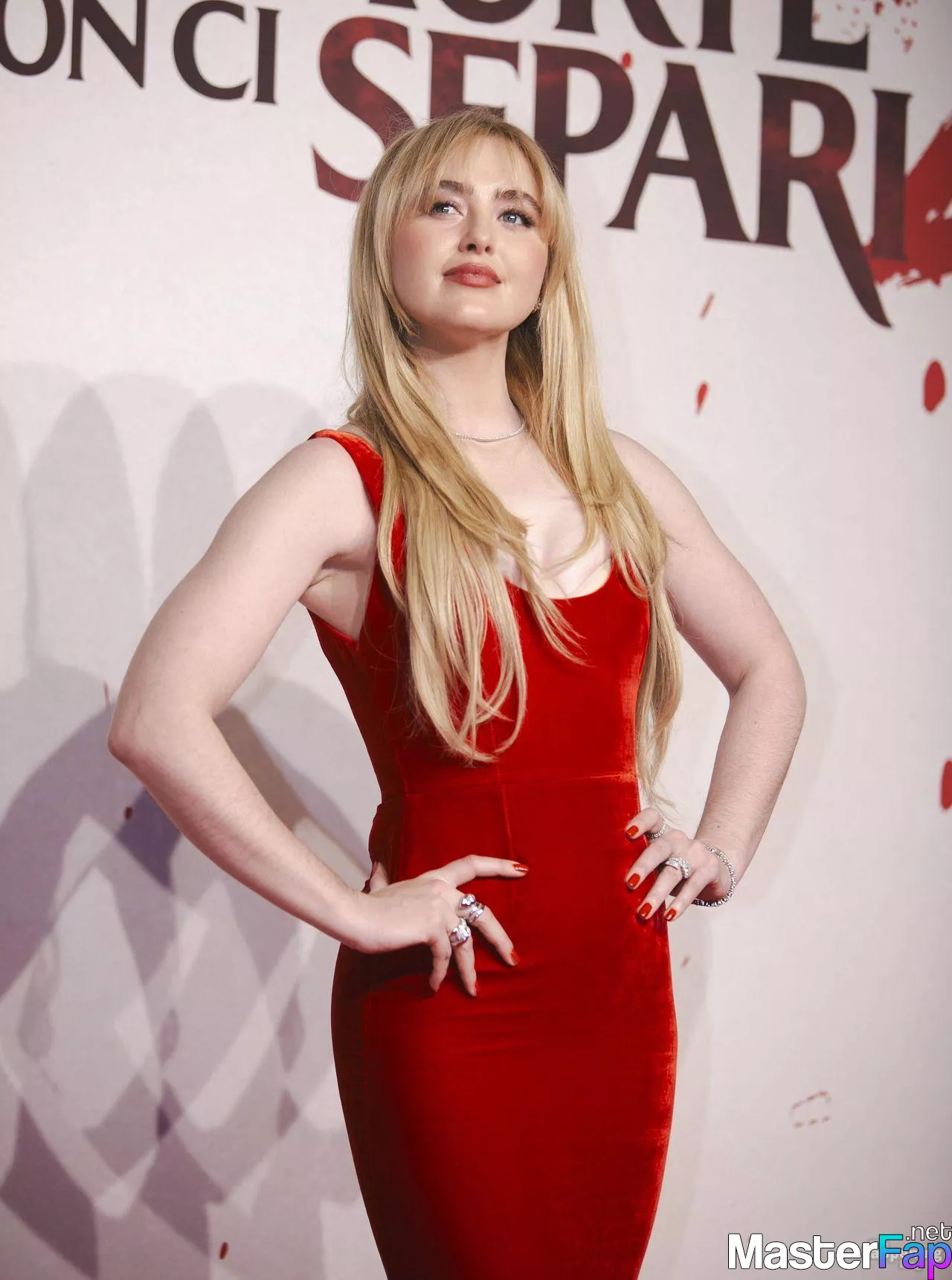 Kathryn Newton Free Leaked Party Picture