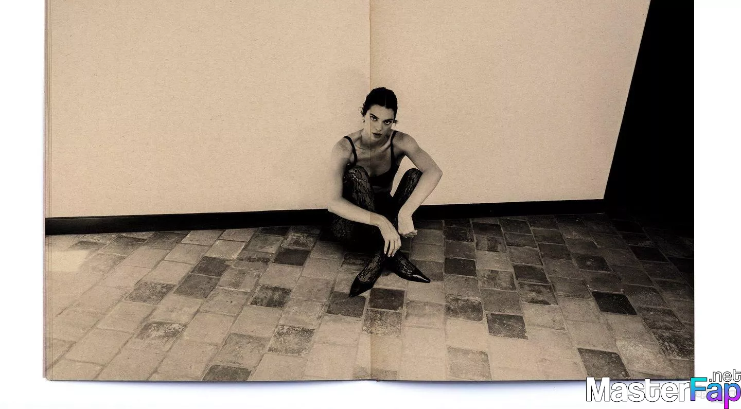 Kendall Jenner Free Leaked Tits Picture