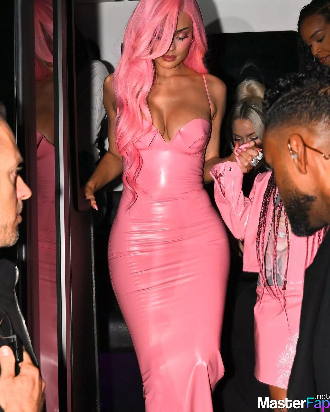 Kim Kardashian Free Leaked Pussy leaks Picture