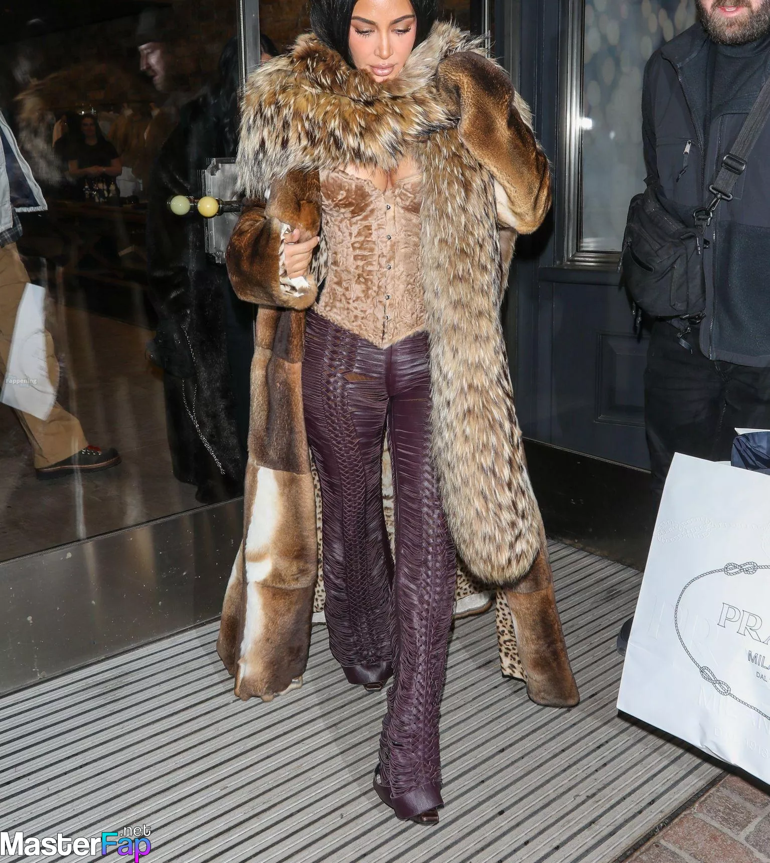 Kim Kardashian Free Leaked Fingering Picture