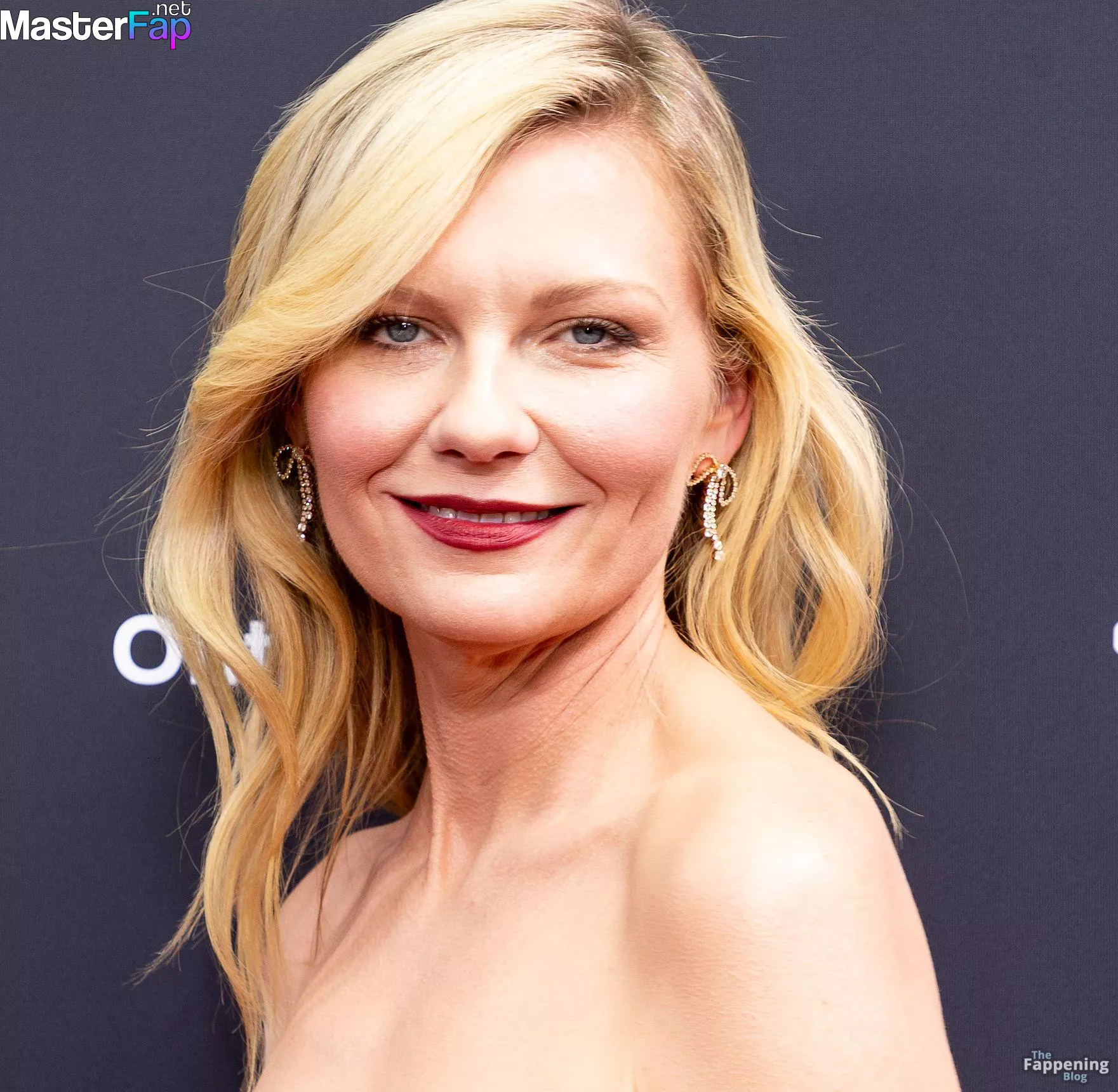 Kirsten Dunst Free Leaked Striptease Picture