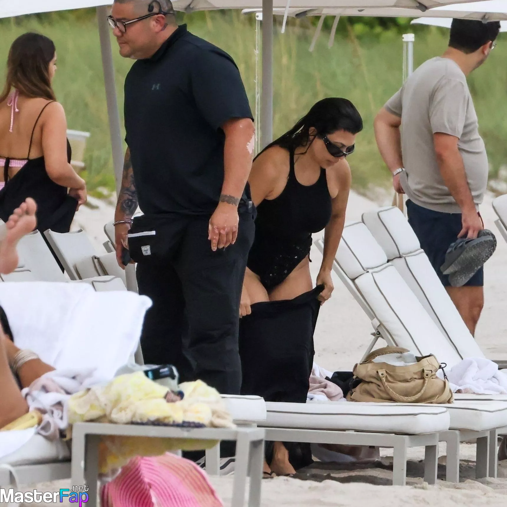 Kourtney Kardashian Free Leaked Pussy Picture