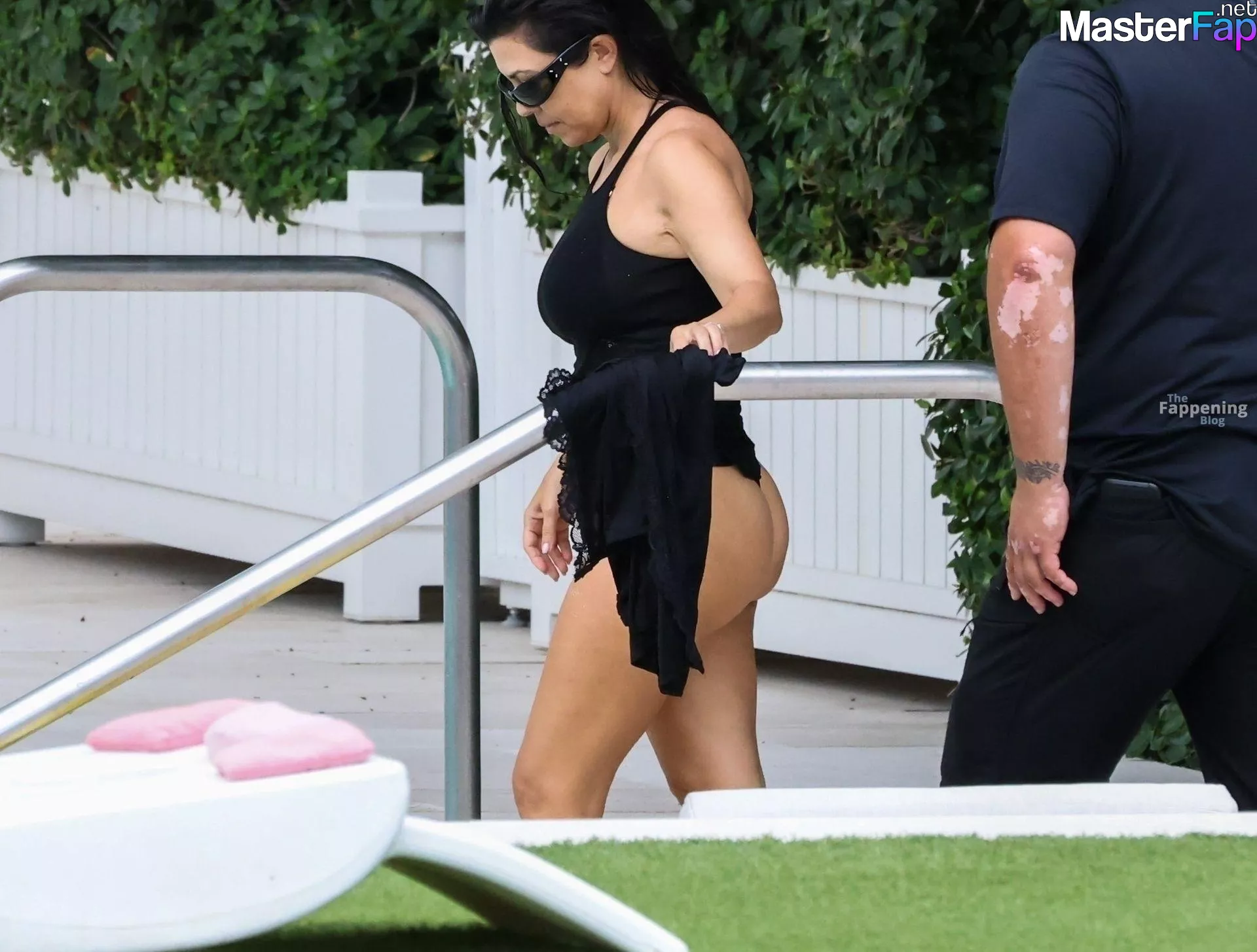 Kourtney Kardashian Free Leaked Roleplay Picture