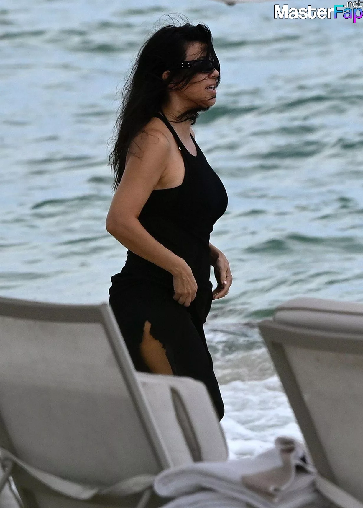 Kourtney Kardashian Free Leaked Exposed leaks Picture