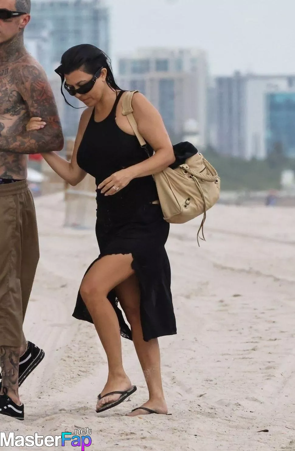 Kourtney Kardashian Free Leaked Boyfriend leaks Picture