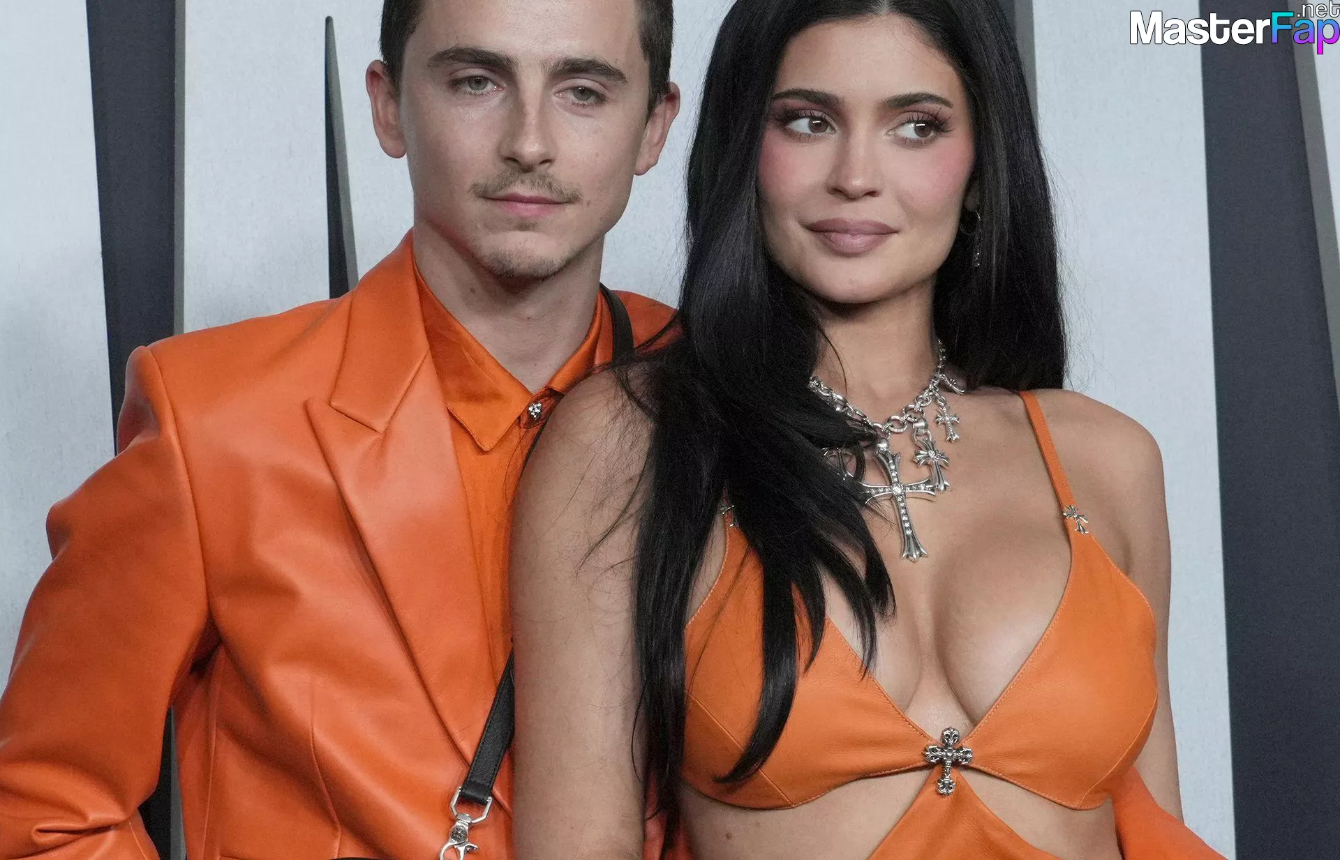 Kylie Jenner Free Leaked Pee leaks Picture