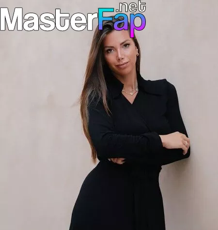 Laura Villars Free Leaked Tits Picture