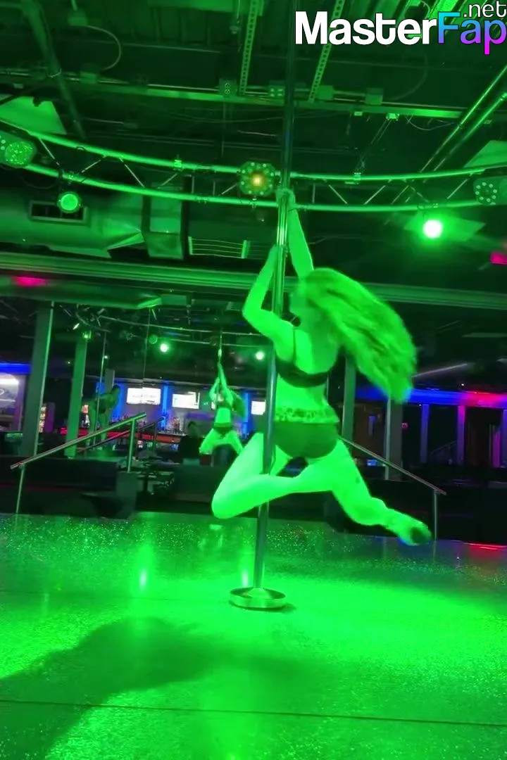 Madelaine Petsch Free Leaked Boobs Picture