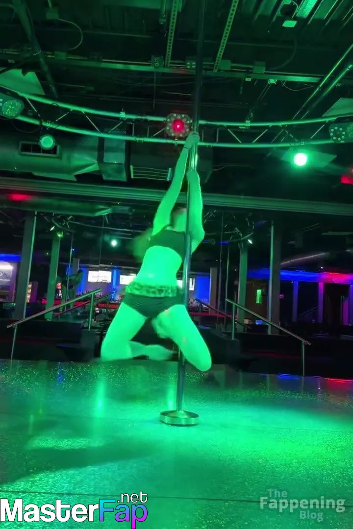 Madelaine Petsch Free Leaked Vagina Picture