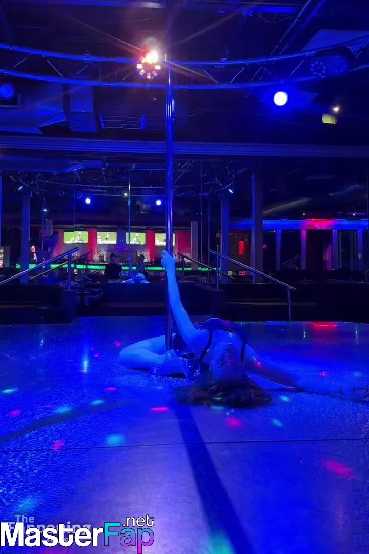 Madelaine Petsch Free Leaked Strapon Picture