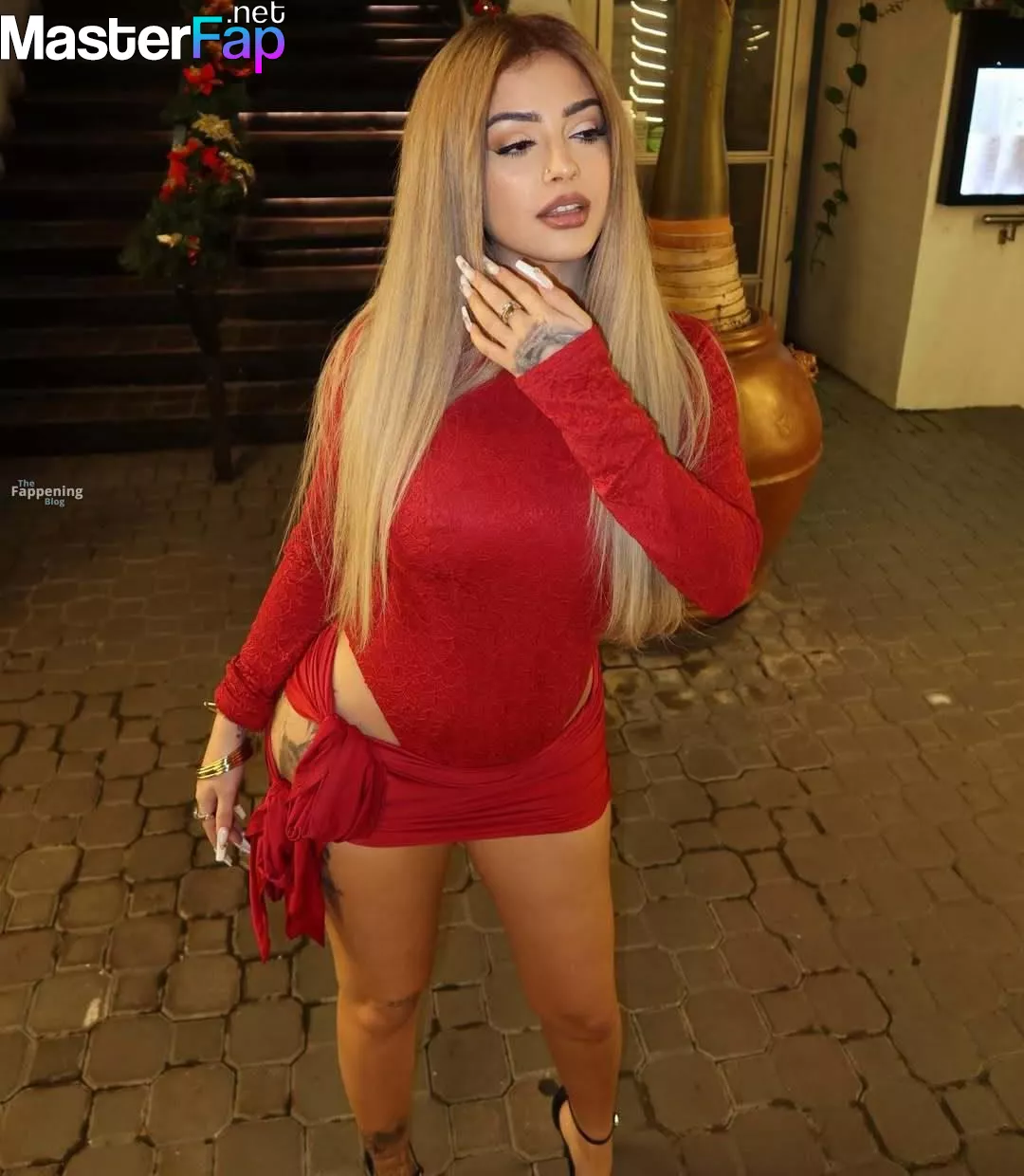 Malu Trevejo Free Leaked Strapon Picture