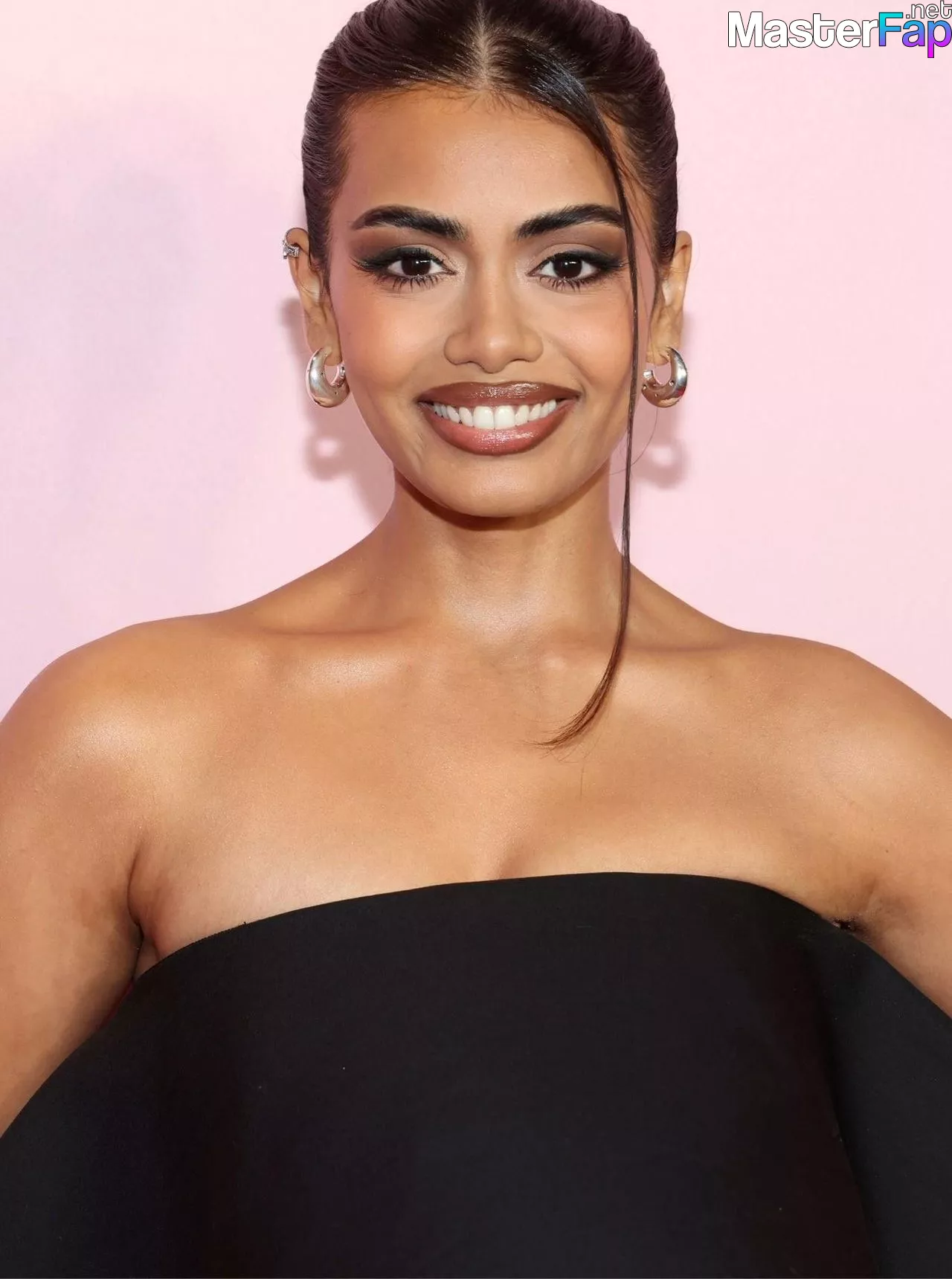 Megan Suri Free Leaked Tits Picture