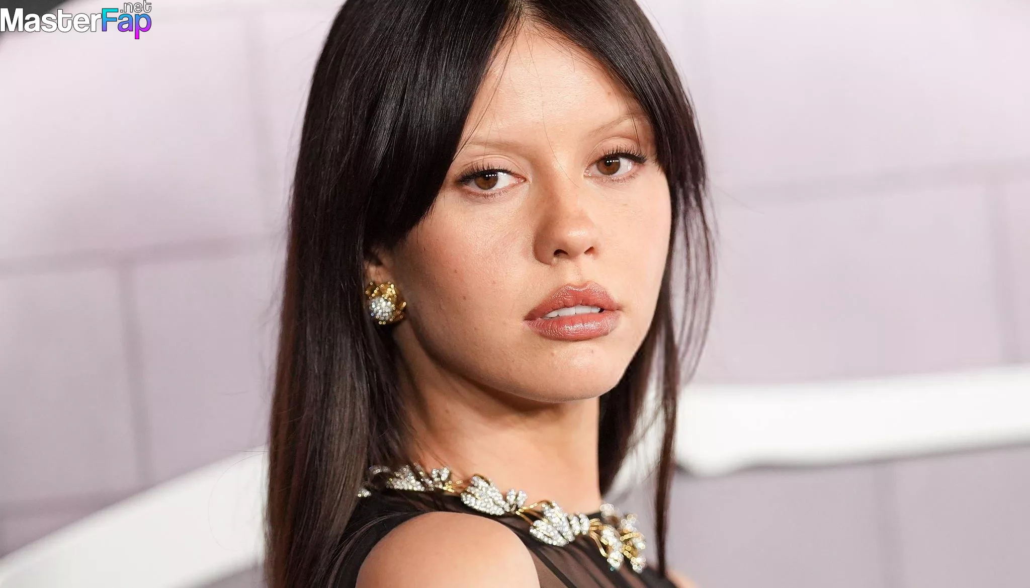 Mia Goth Free Leaked Fingering Picture