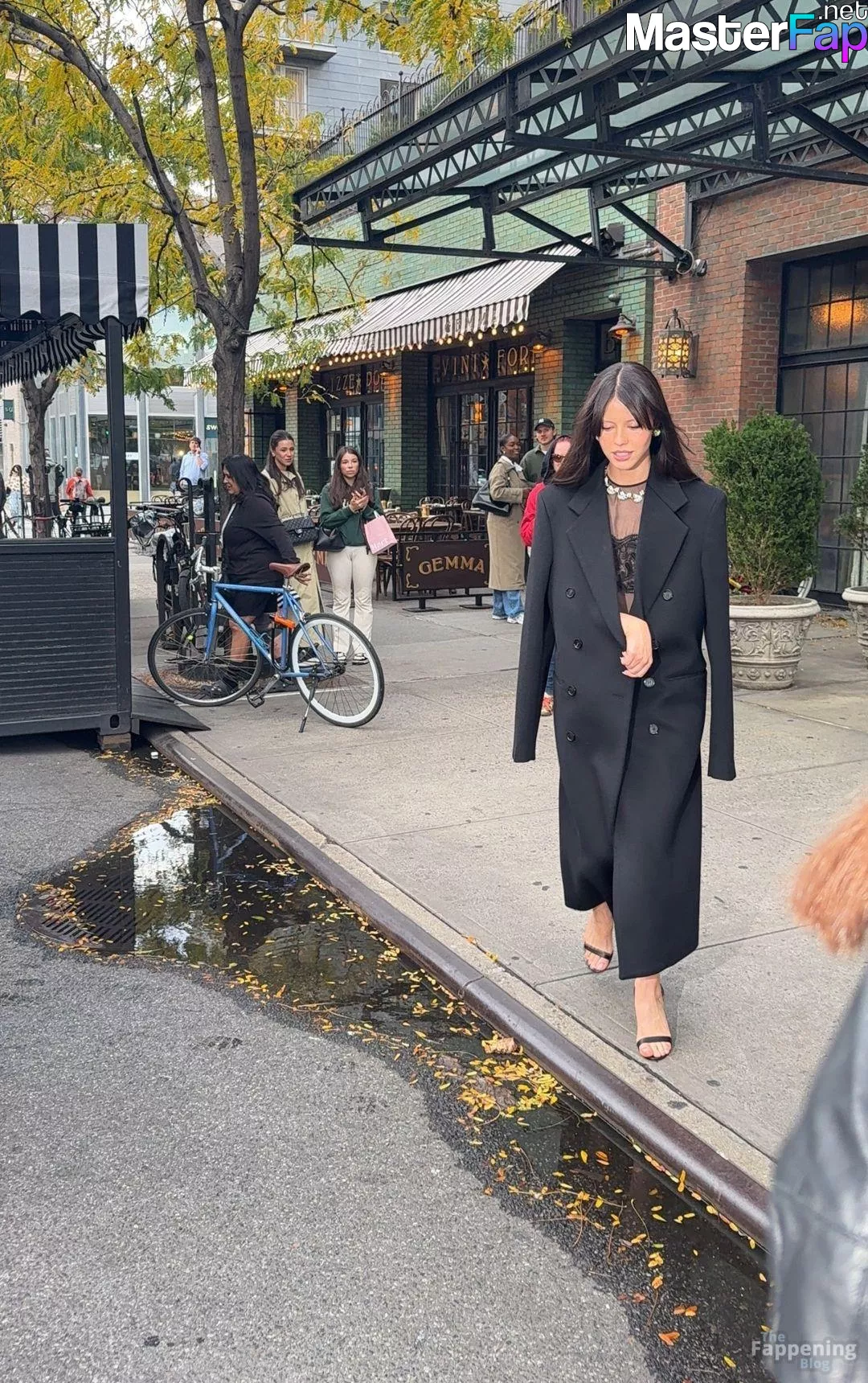 Mia Goth Free Leaked Hardcore leaks Picture