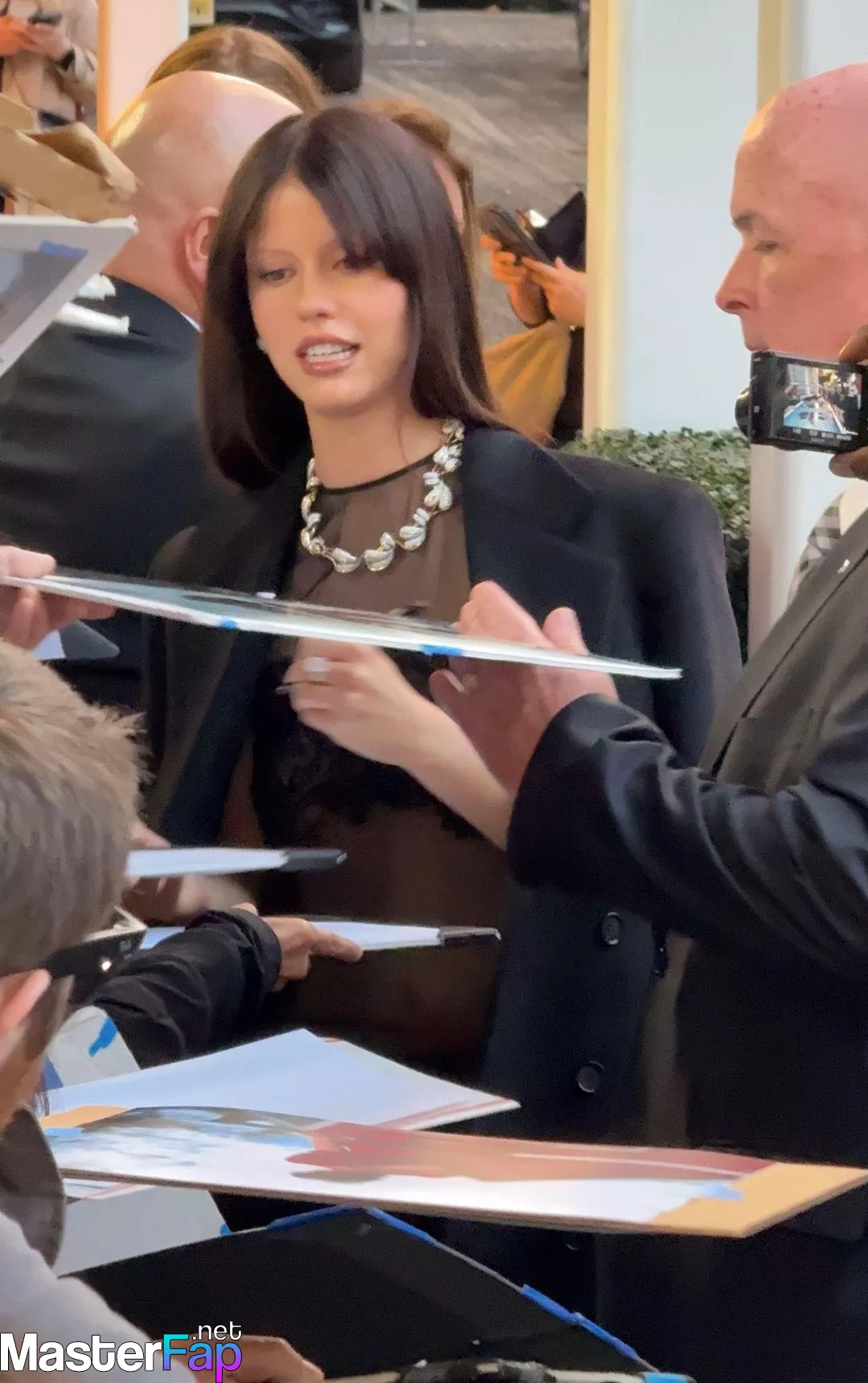 Mia Goth Free Leaked Interracial leaks Picture