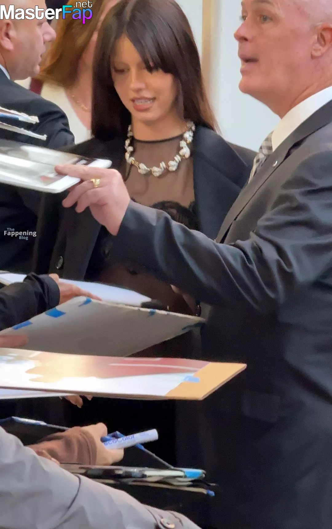 Mia Goth Free Leaked Webcam leaks Picture