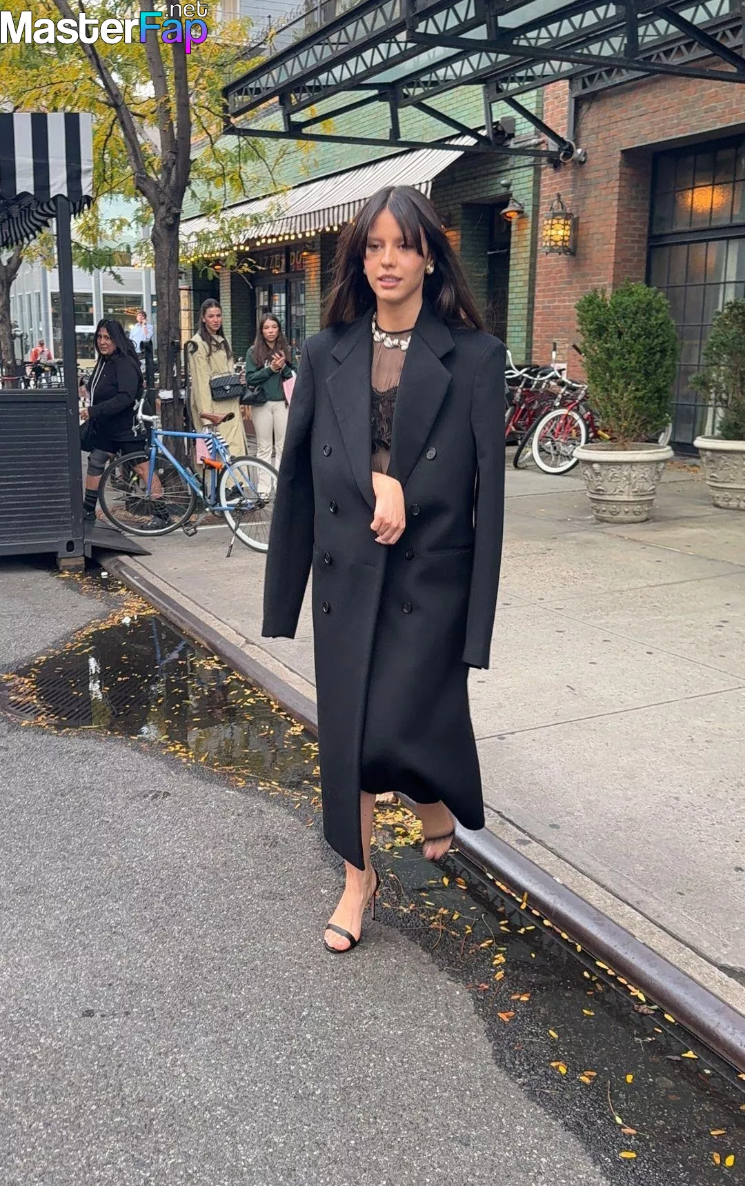 Mia Goth Free Leaked Teen leaks Picture