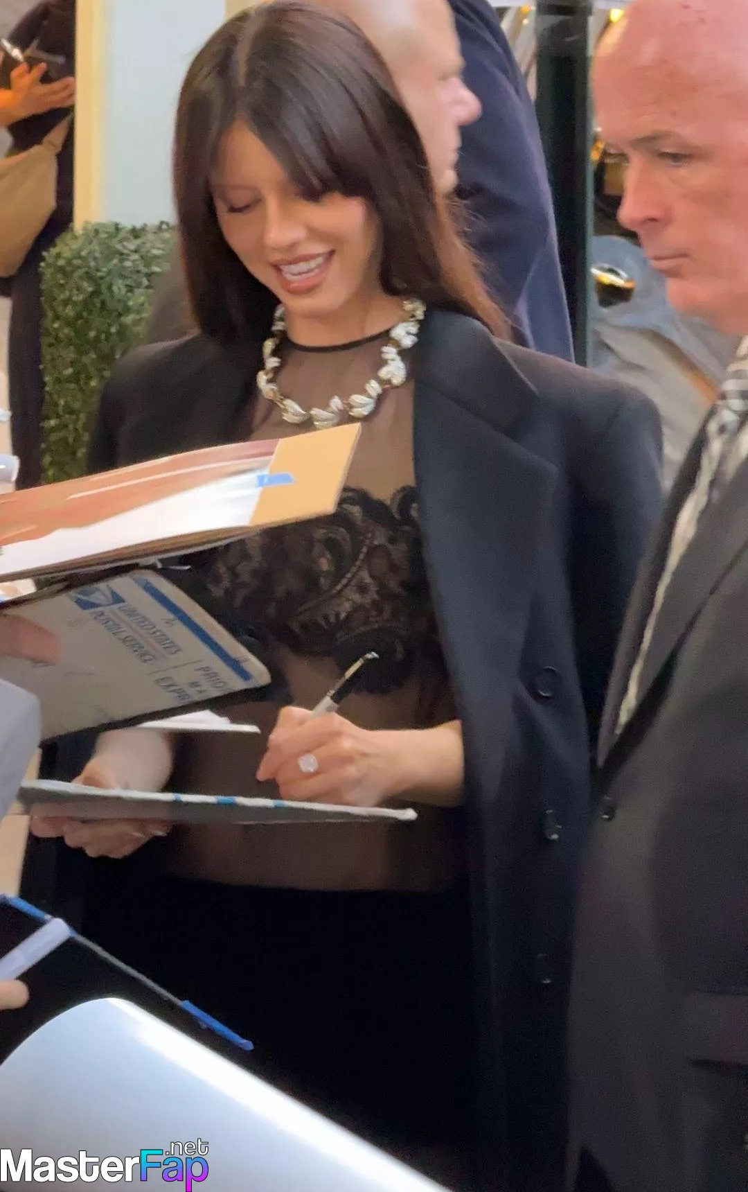 Mia Goth Free Leaked Fingering leaks Picture