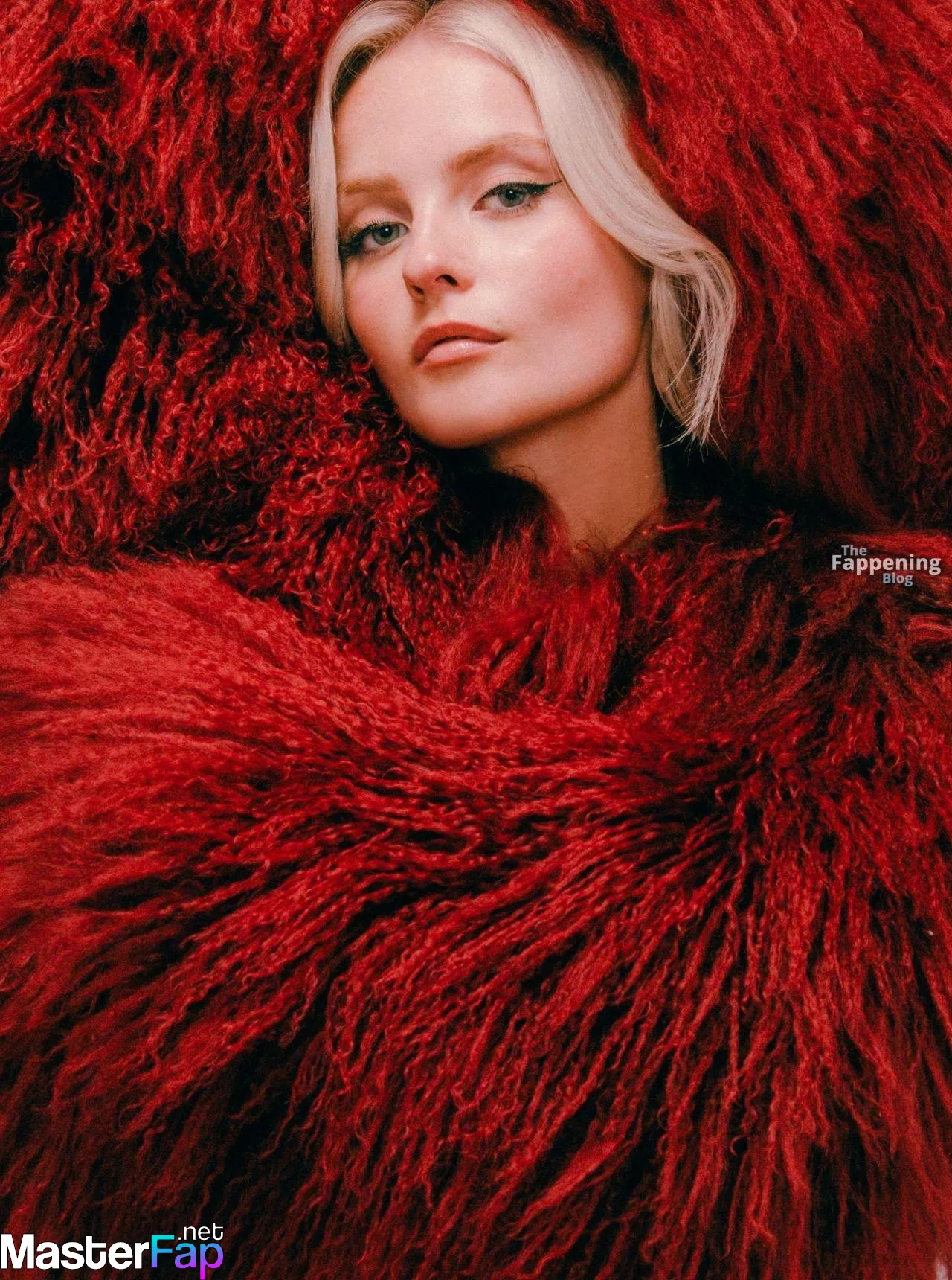 Millie Gibson Free Leaked Interracial Picture