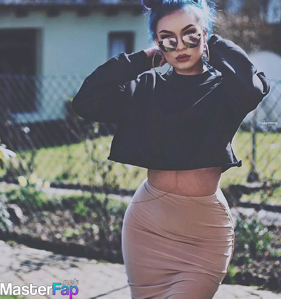 naomi-jon
