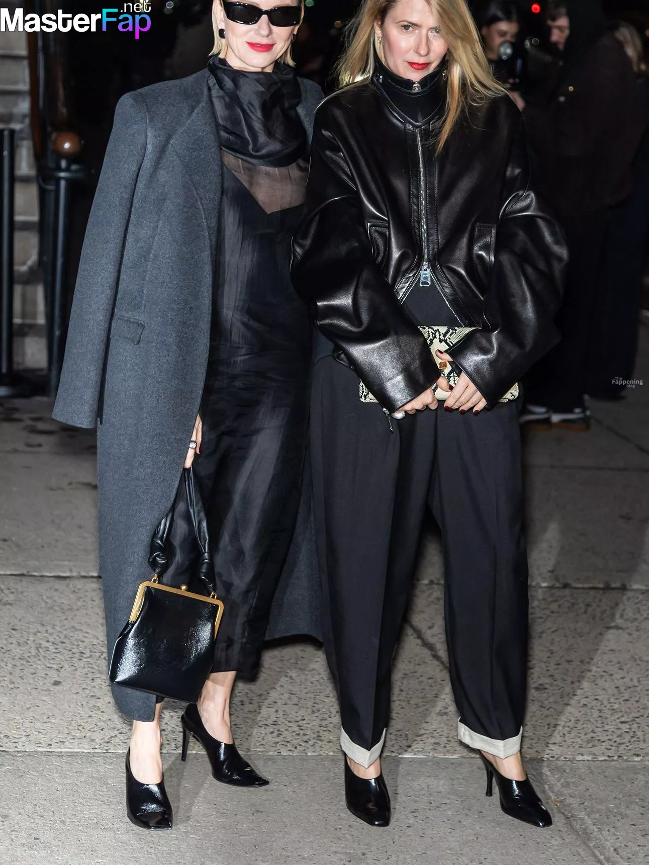 Naomi Watts Free Leaked Backstage Picture