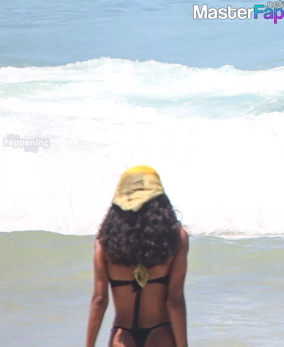 Narah Baptista Free Leaked Striptease Picture