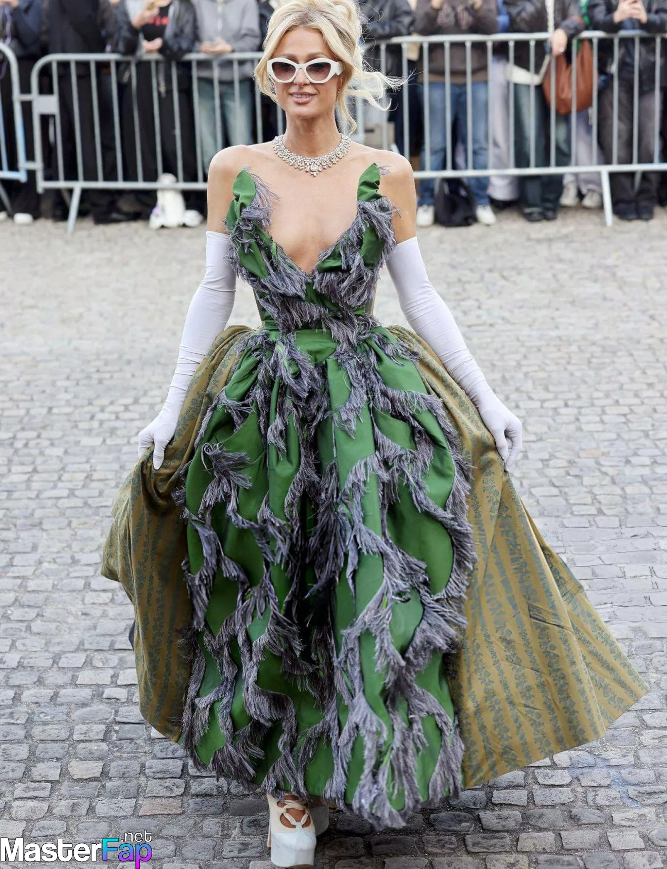 Paris Hilton Free Leaked Cosplay leaks Picture