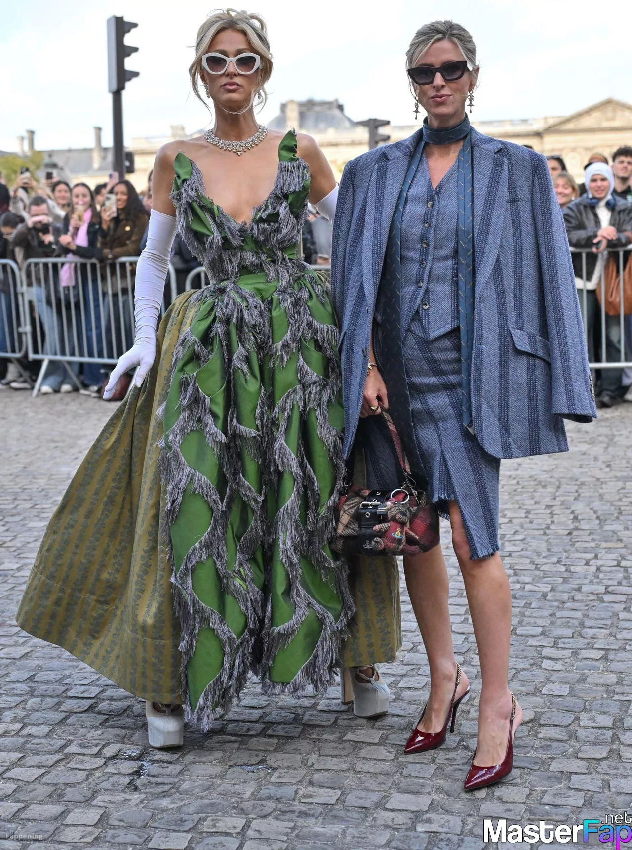 Paris Hilton Free Leaked Tits Picture