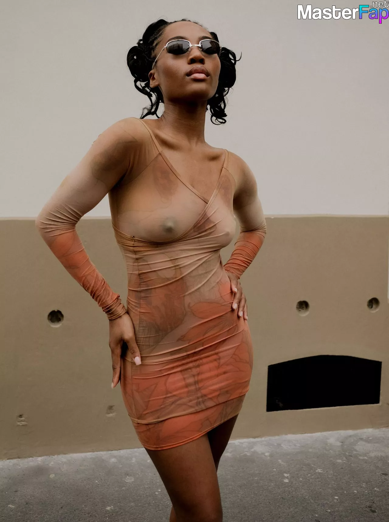 Quenlin Blackwell Free Nudes Album 3 Pictures | MasterFap.net