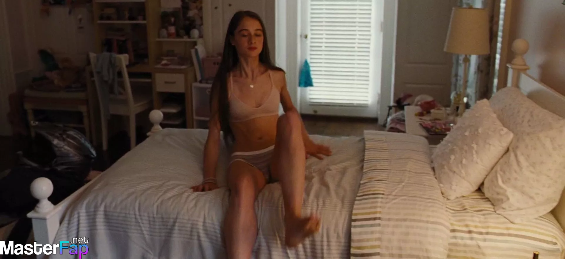 Raffey Cassidy Free Leaked Strapon Picture