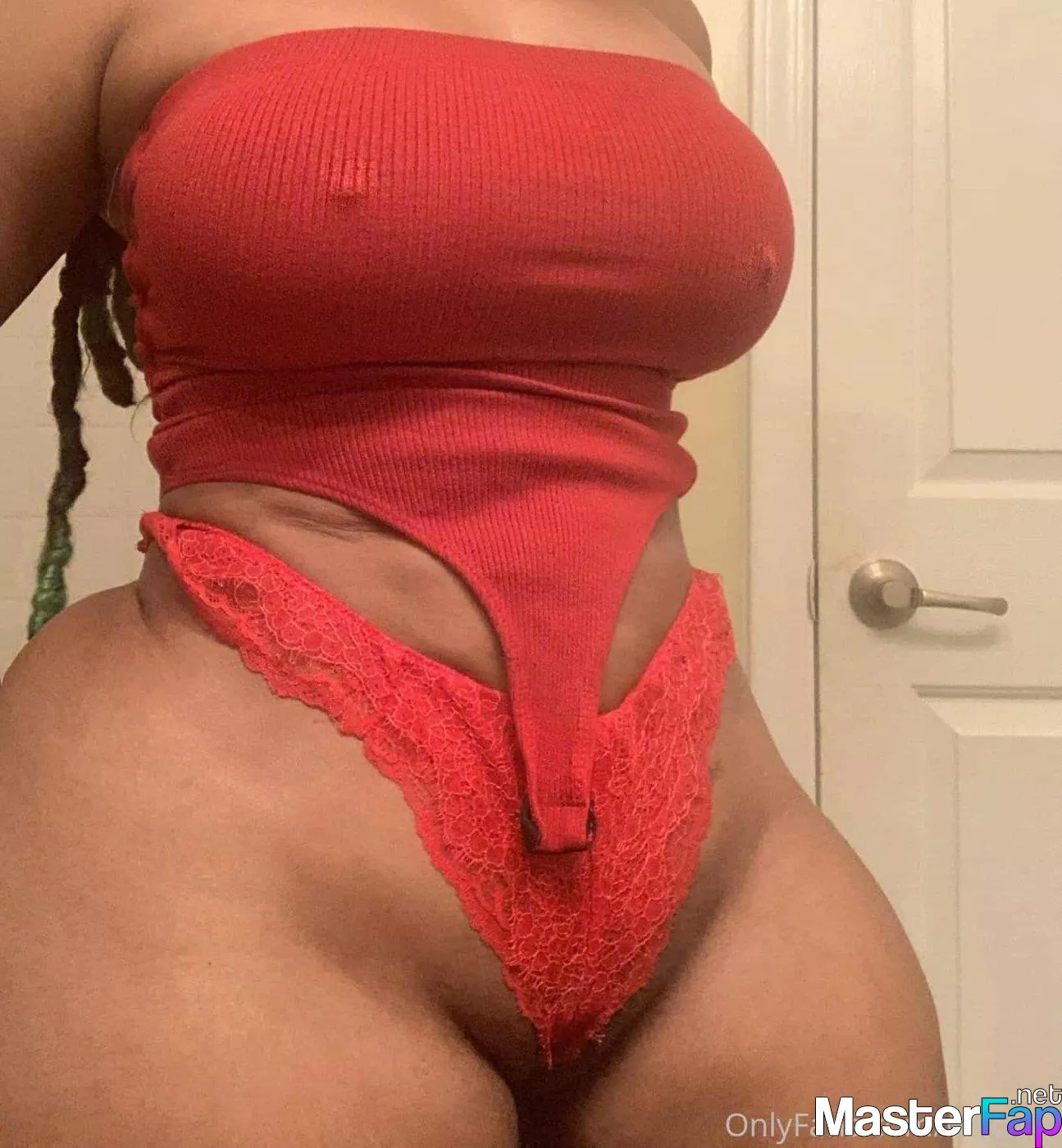 Raychiel nude