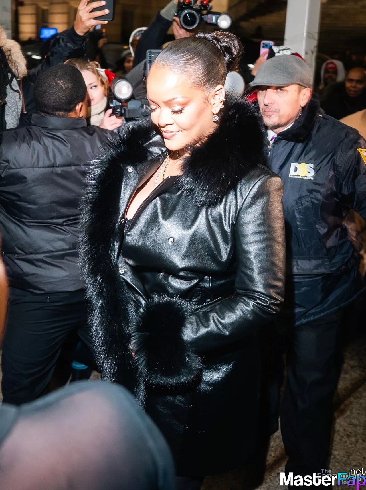 Rihanna Free Leaked Bukkake Picture