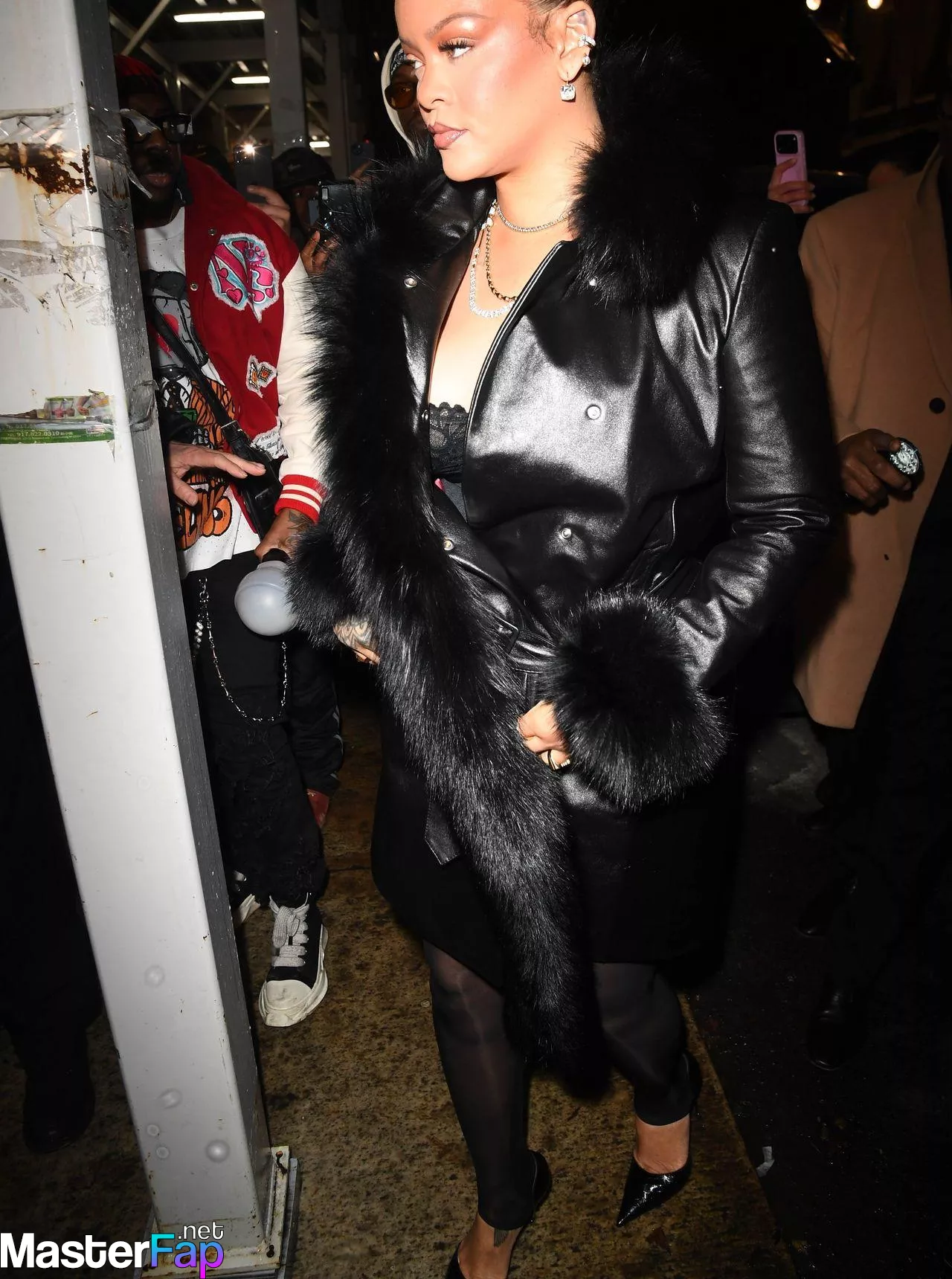 Rihanna Free Leaked Fantasy Picture