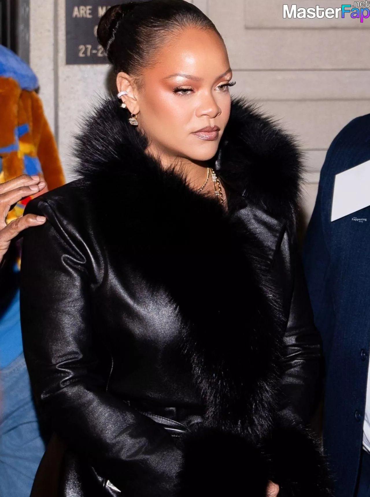 Rihanna Free Leaked BDSM leaks Picture
