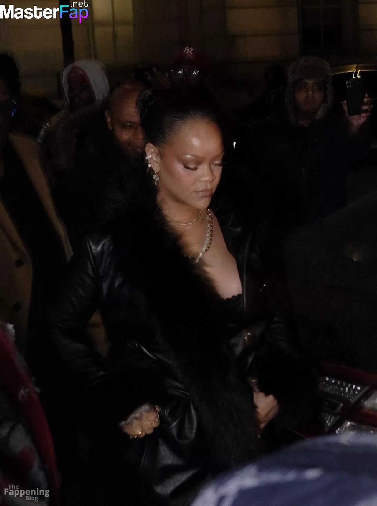 Rihanna Free Leaked Rough leaks Picture