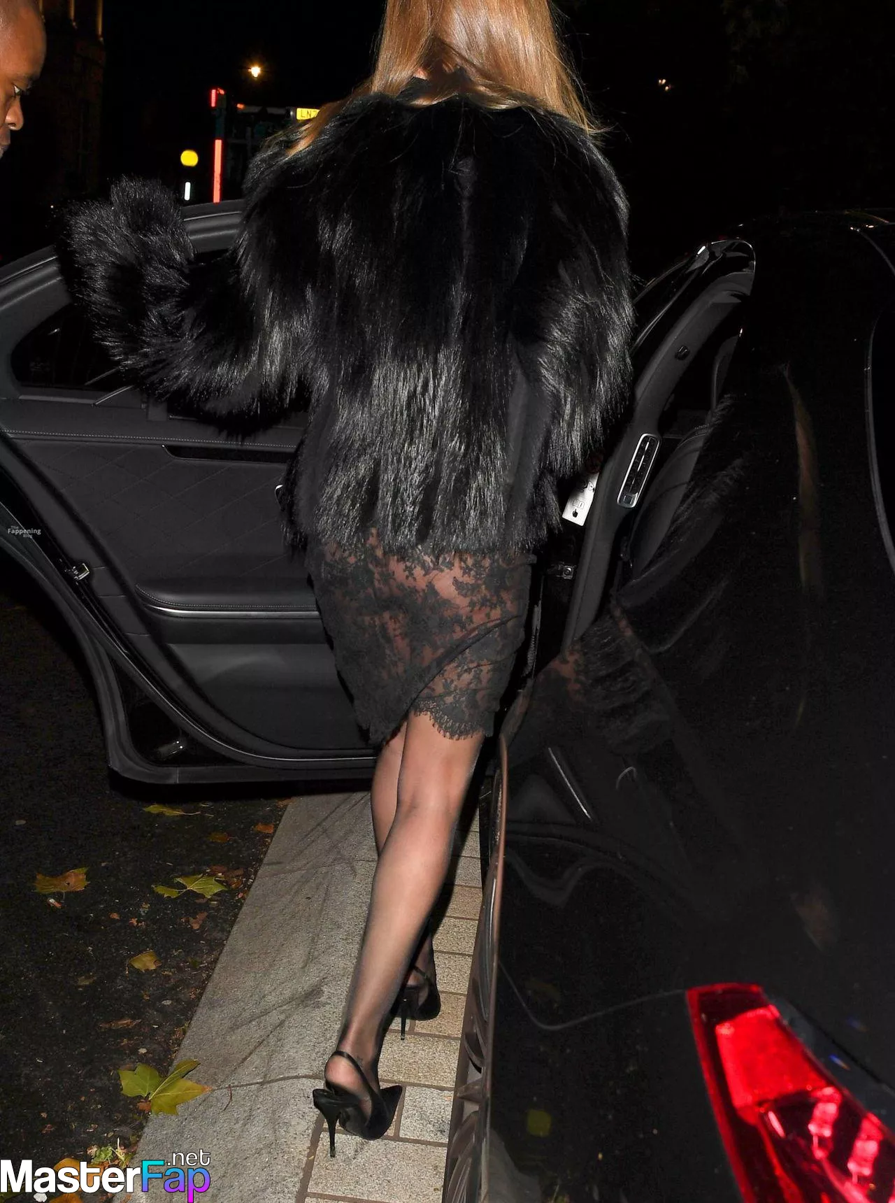 Rosie Huntington Whiteley Free Leaked Camporn Picture