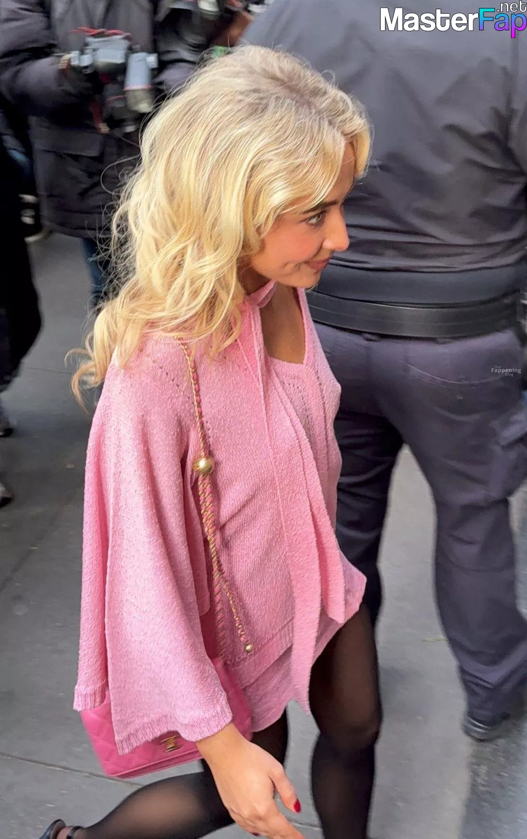 Sabrina Carpenter Free Leaked Casting Picture