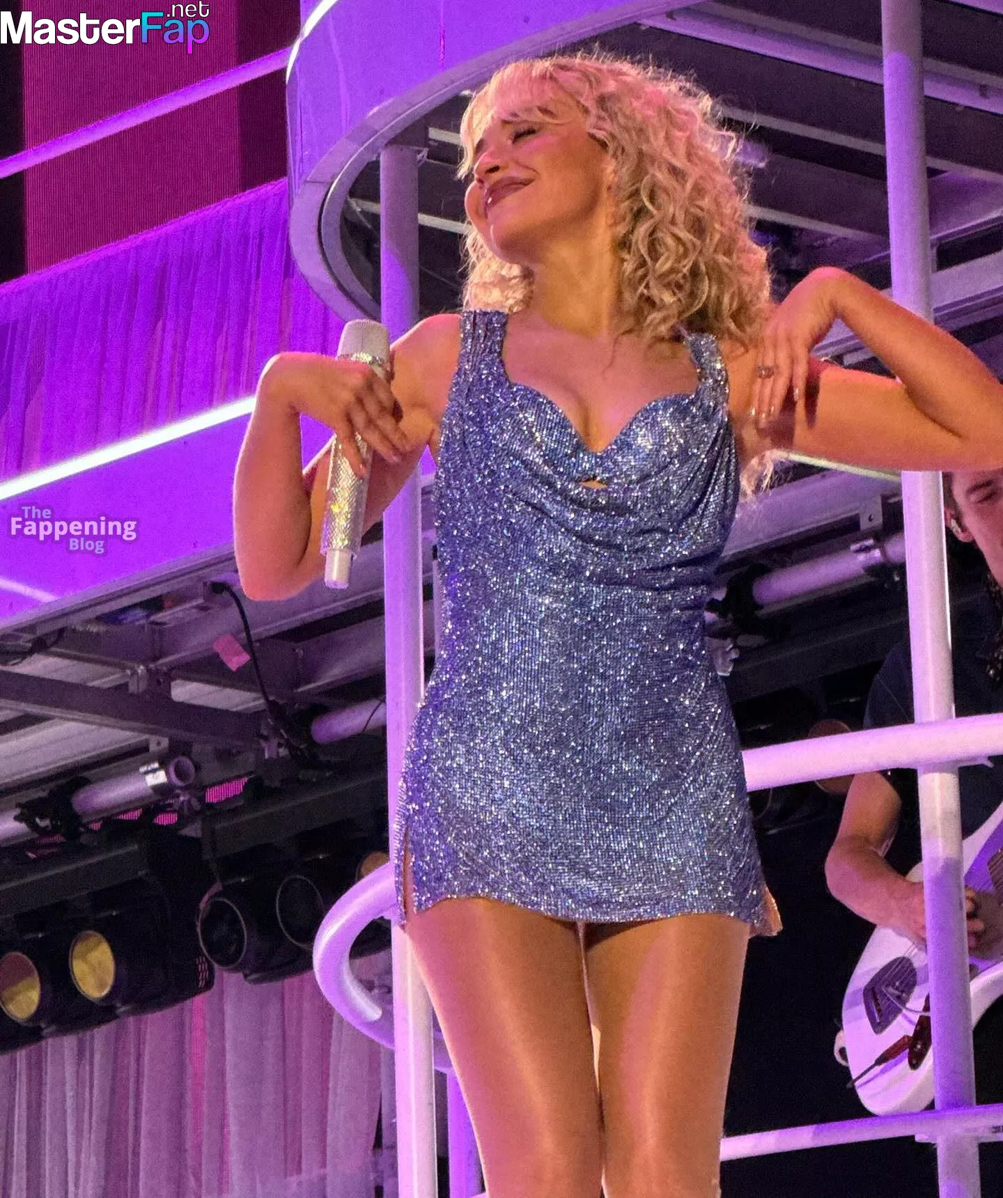 Sabrina Carpenter Free Leaked BDSM leaks Picture