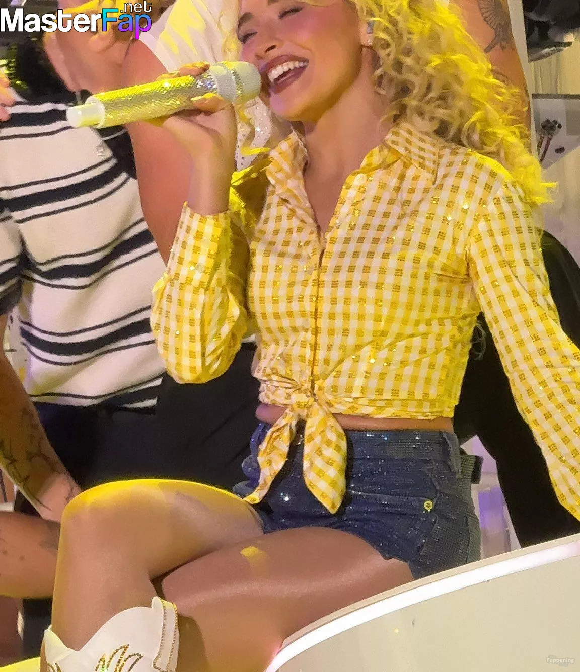 Sabrina Carpenter Free Leaked Public leaks Picture