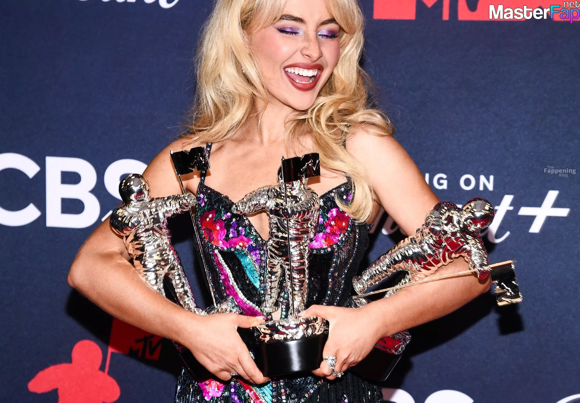 Sabrina Carpenter Free Leaked POV leaks Picture