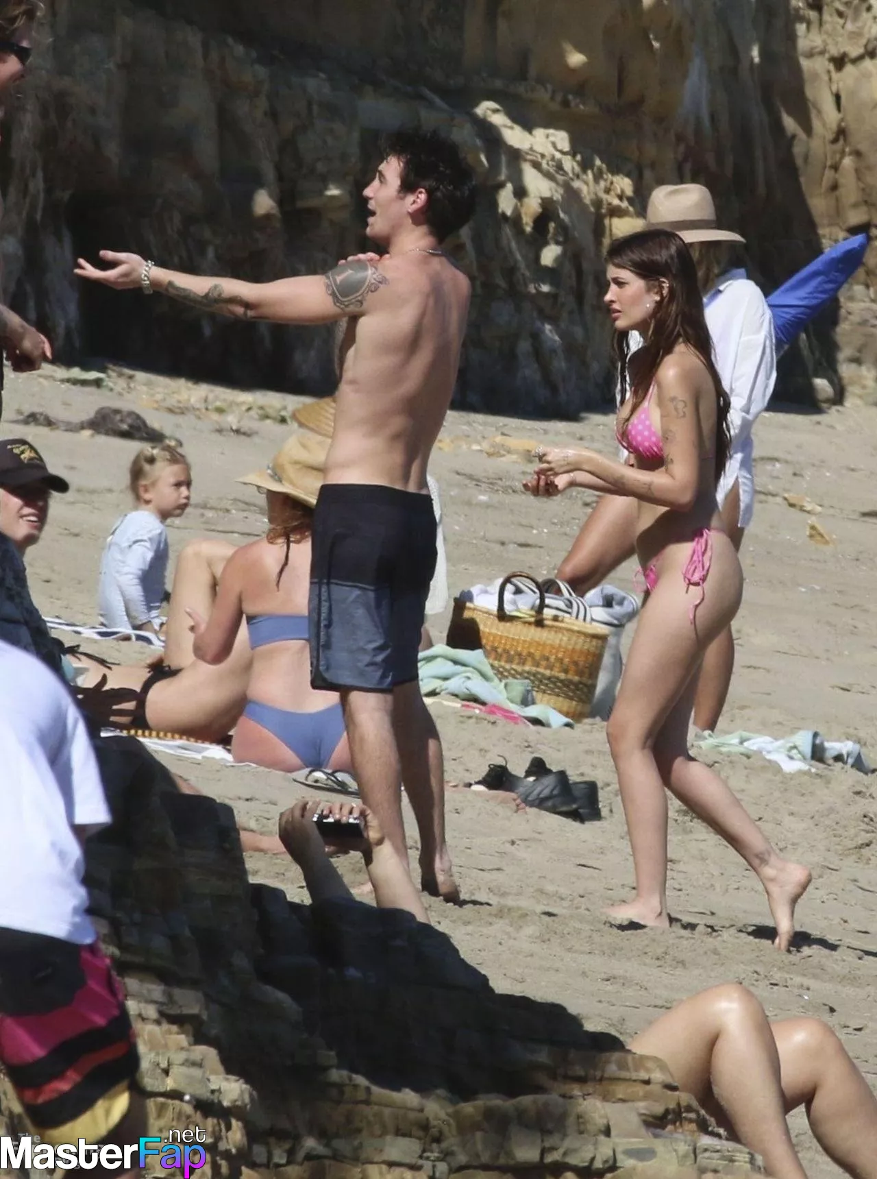 Sami Sheen Free Leaked Public leaks Picture