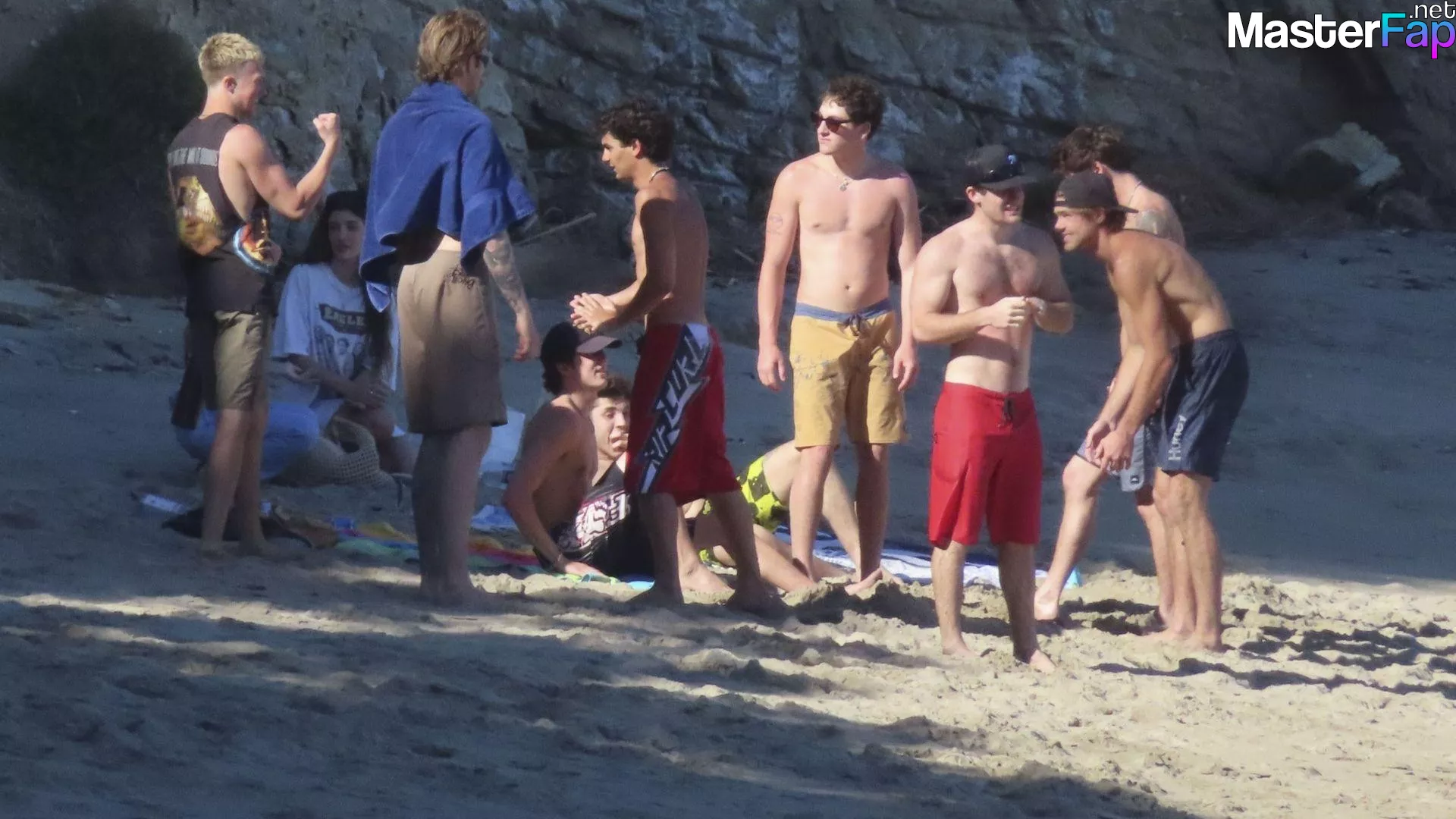 Sami Sheen Free Leaked Husband leaks Picture