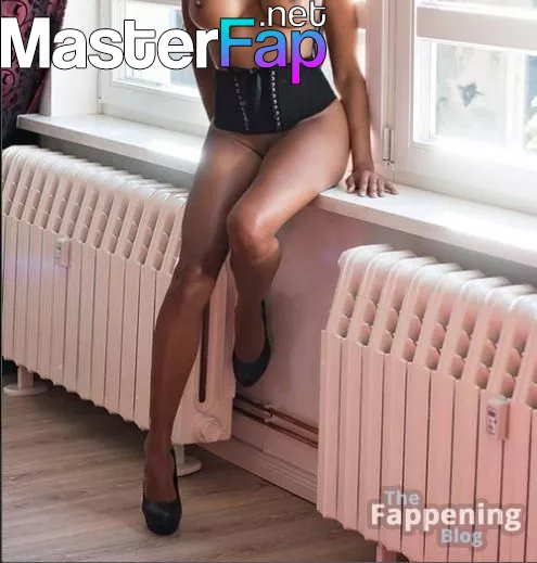 Sandra Lang Free Leaked Strapon Picture