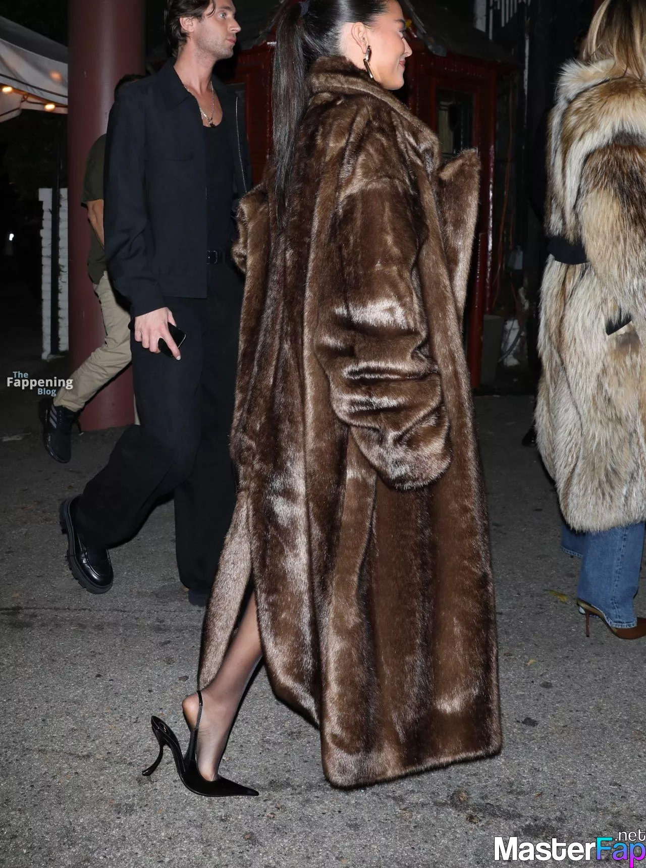 Sarah Jane Nader Free Leaked Tits Picture